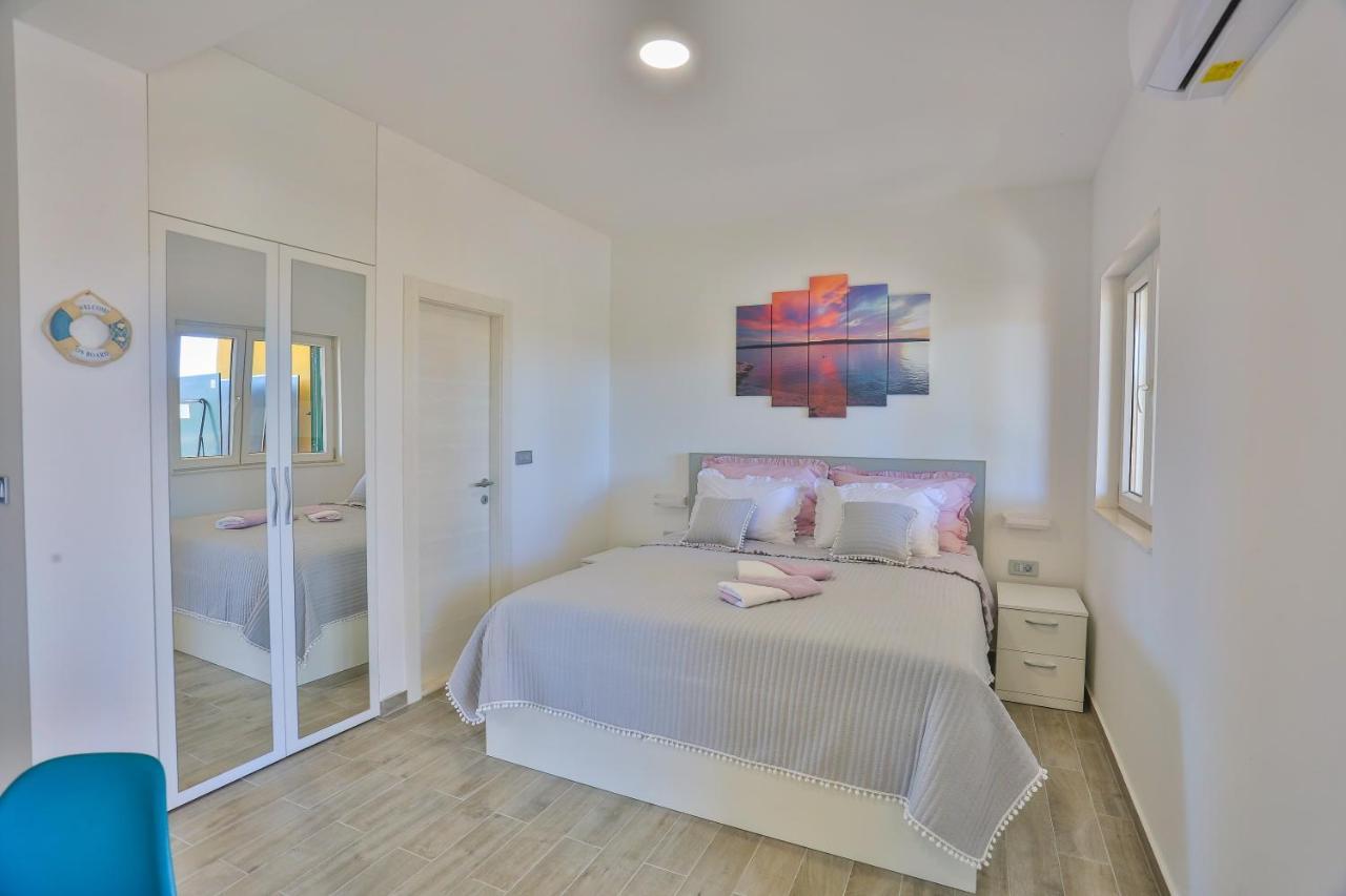 Apartments Maris Kaštela Екстериор снимка