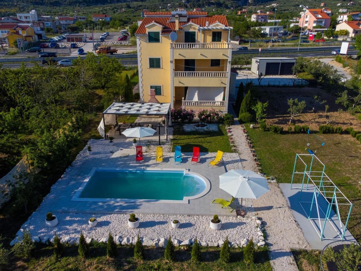 Apartments Maris Kaštela Екстериор снимка
