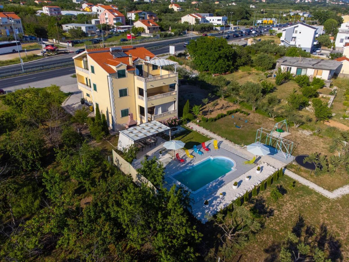 Apartments Maris Kaštela Екстериор снимка