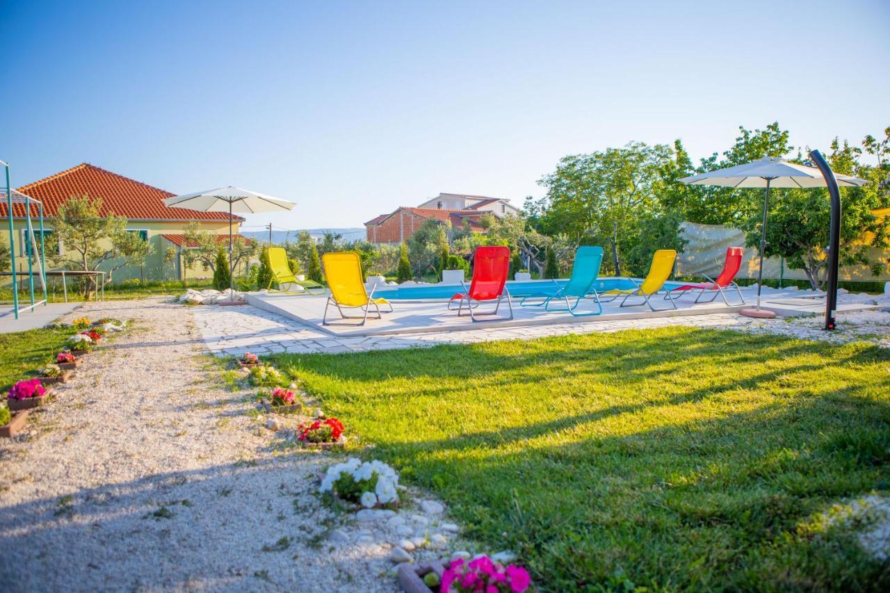 Apartments Maris Kaštela Екстериор снимка